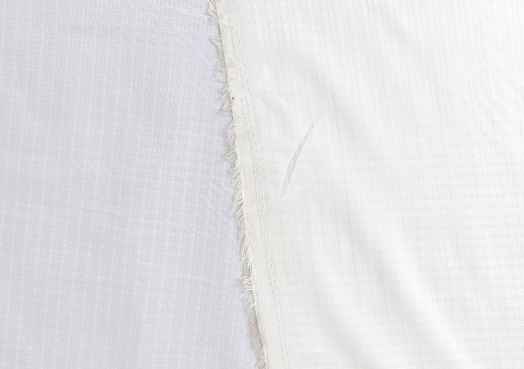 White Polyester Nylon PU Jacquard Fabric - Highly Stretchable 3927