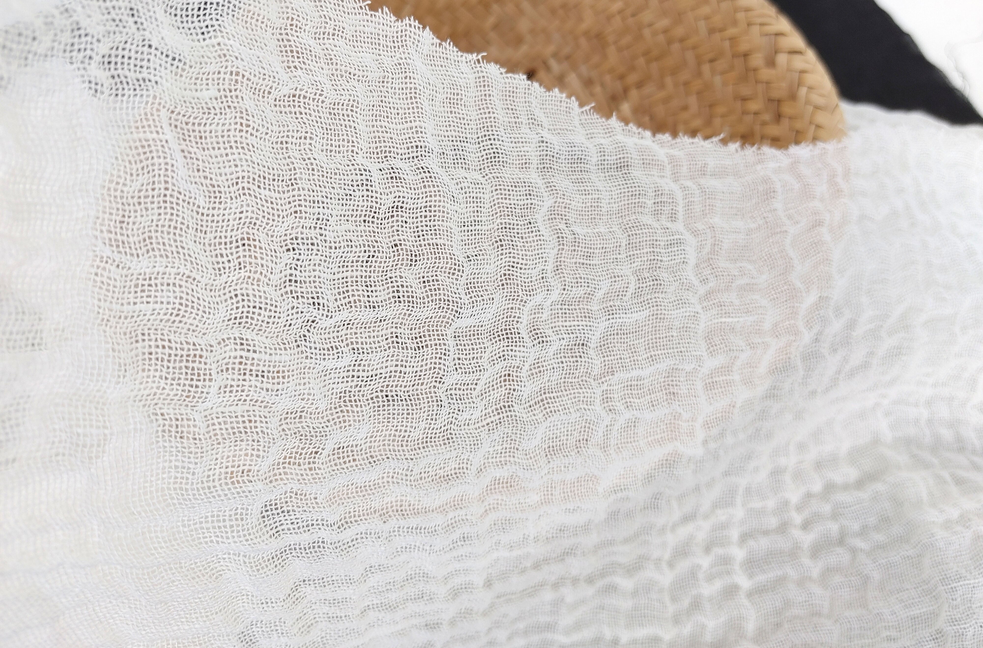 White Sheer Linen Rayon Ramie Mesh Fabric with Wrinkle Effect 2783