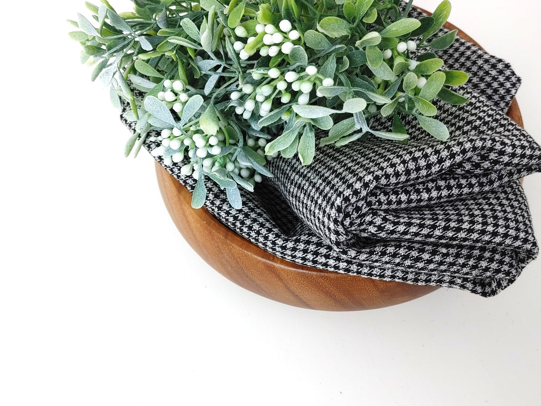 White & Black Gingham Check Linen-Polyester Fabric | Twill Weave, Pre-Washed 8068
