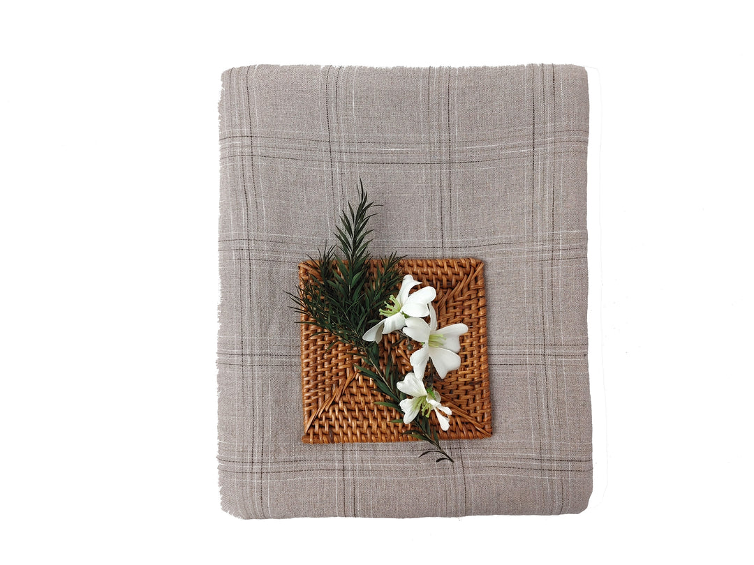 100% Linen Fabric – Natural Windowpane Check with Space-Dyed Yarns in Brown and White 8110