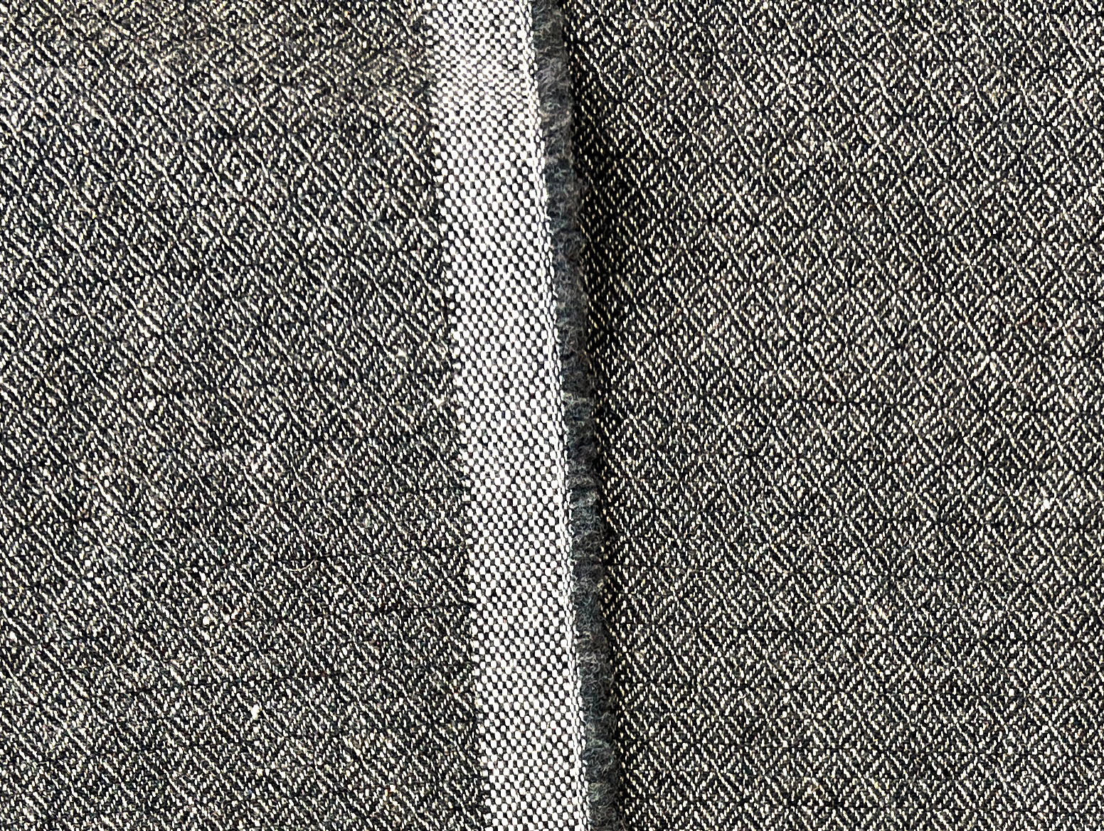 Broken Diamond Twill – Heavyweight Viking Age Linen Wool Fabric 8173 8174 8177