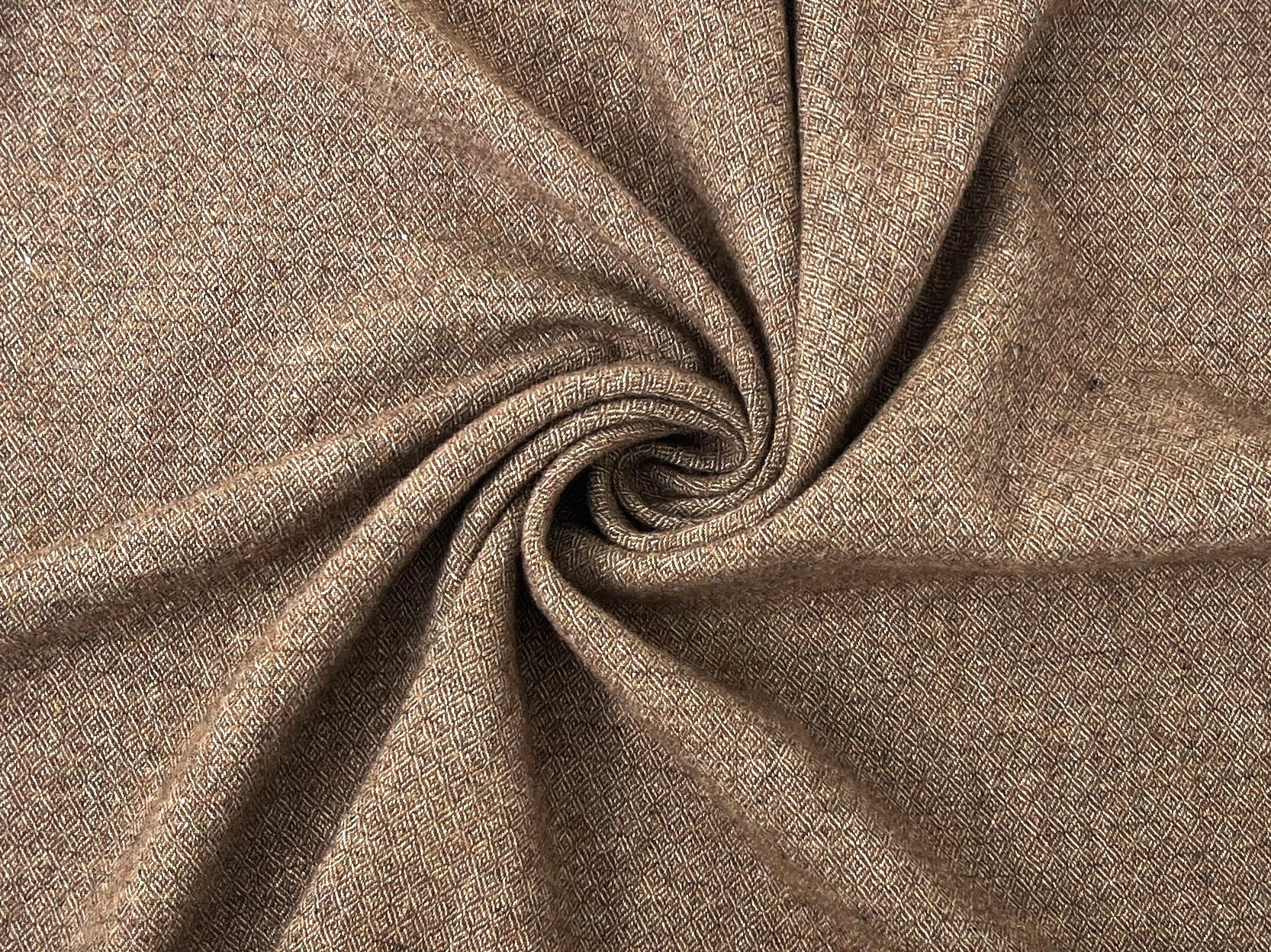 Broken Diamond Twill – Heavyweight Viking Age Linen Wool Fabric 8173 8174 8177