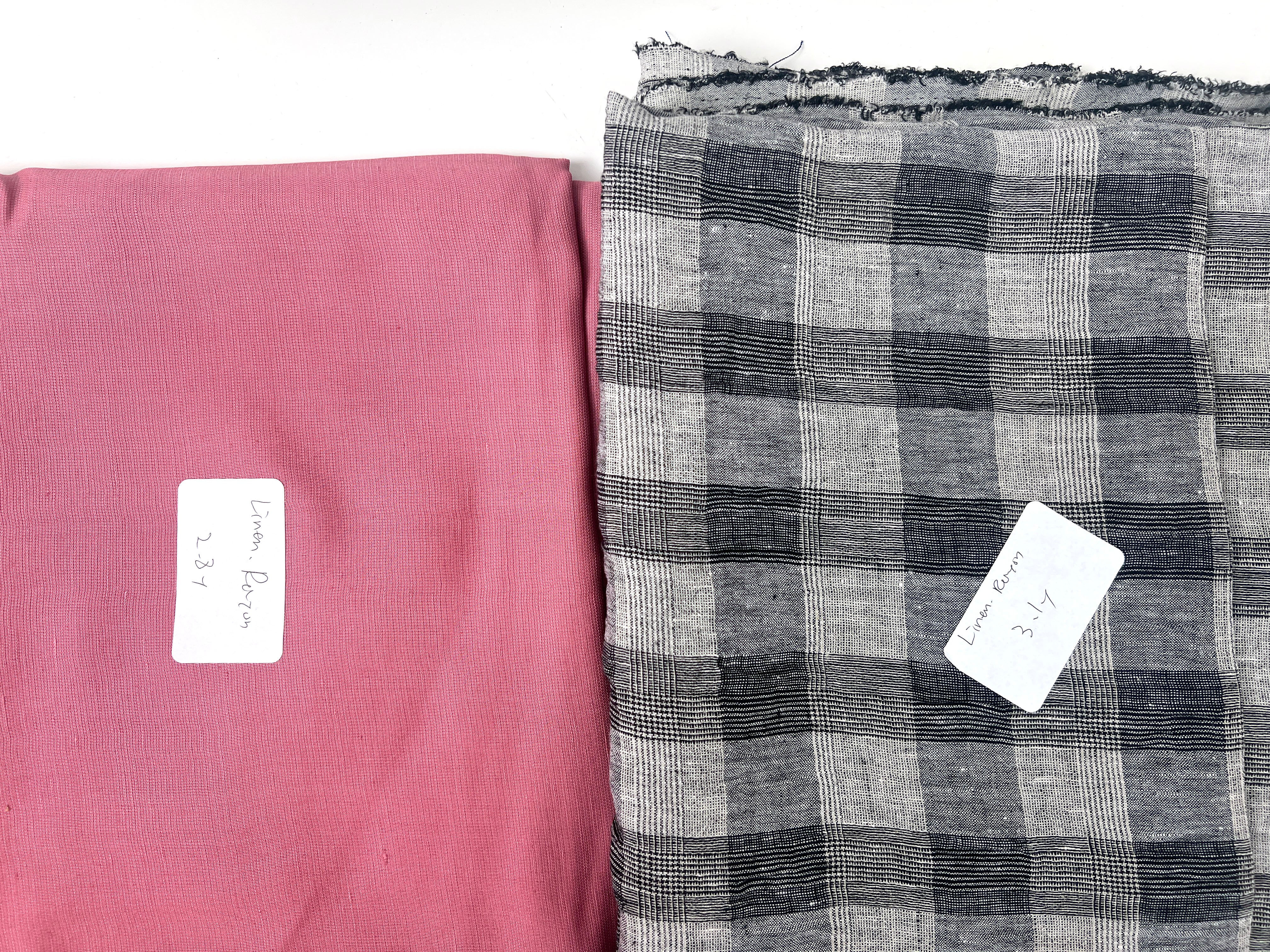23.1y of Woven Fabric of Linen - Suprise Box No.54