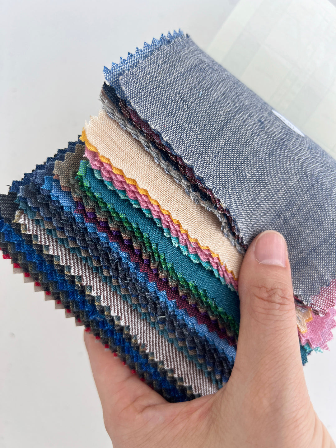 Y2 Swatch Collection – 100% Linen in Refined Two-Tone Chambray Weave