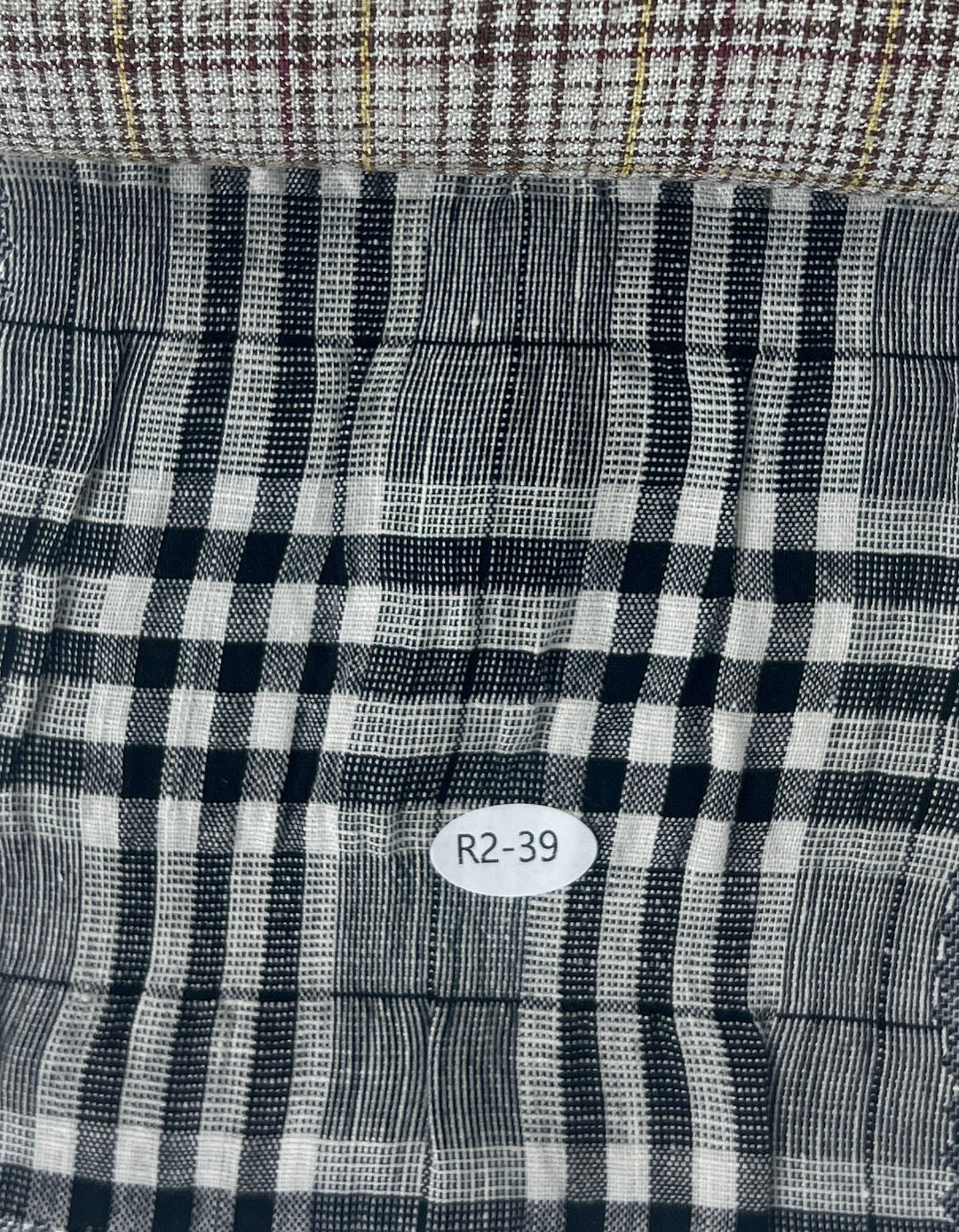 R2 Swatch Collection – Linen Blends in Solid & Two-Tone Colors