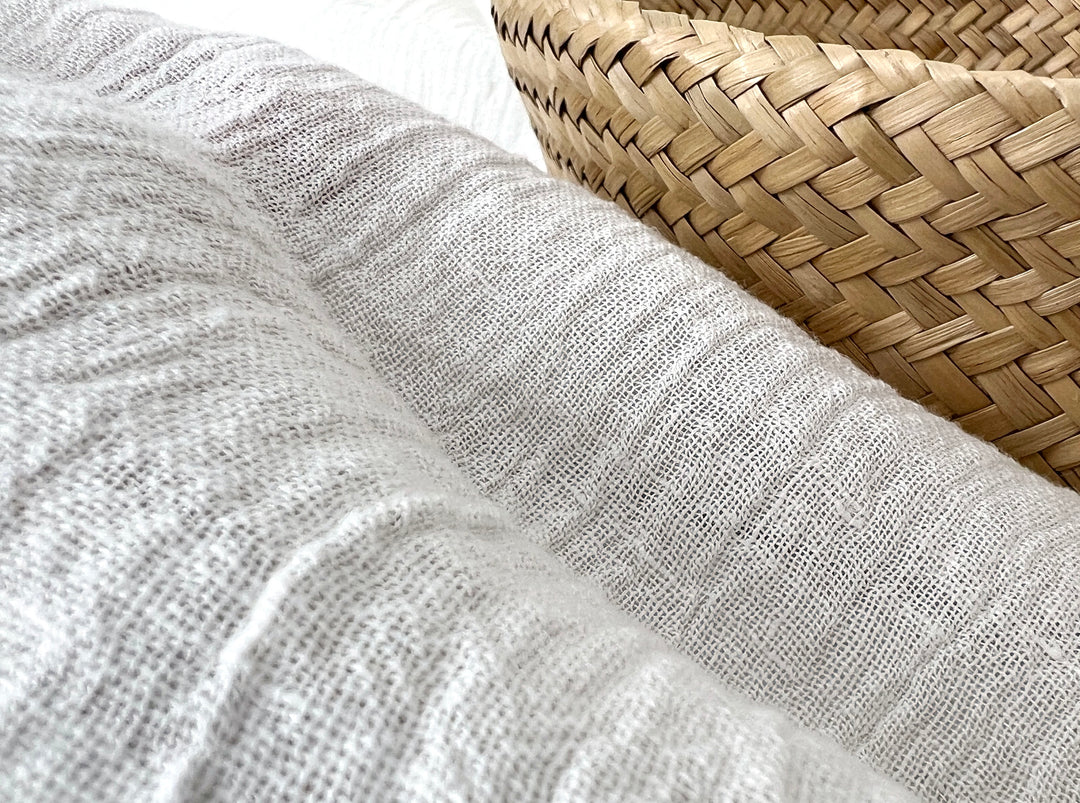 Pure Linen Slight Wrinkle-Effect Fabric - High-Twist Yarn, Low Density 6554 6242