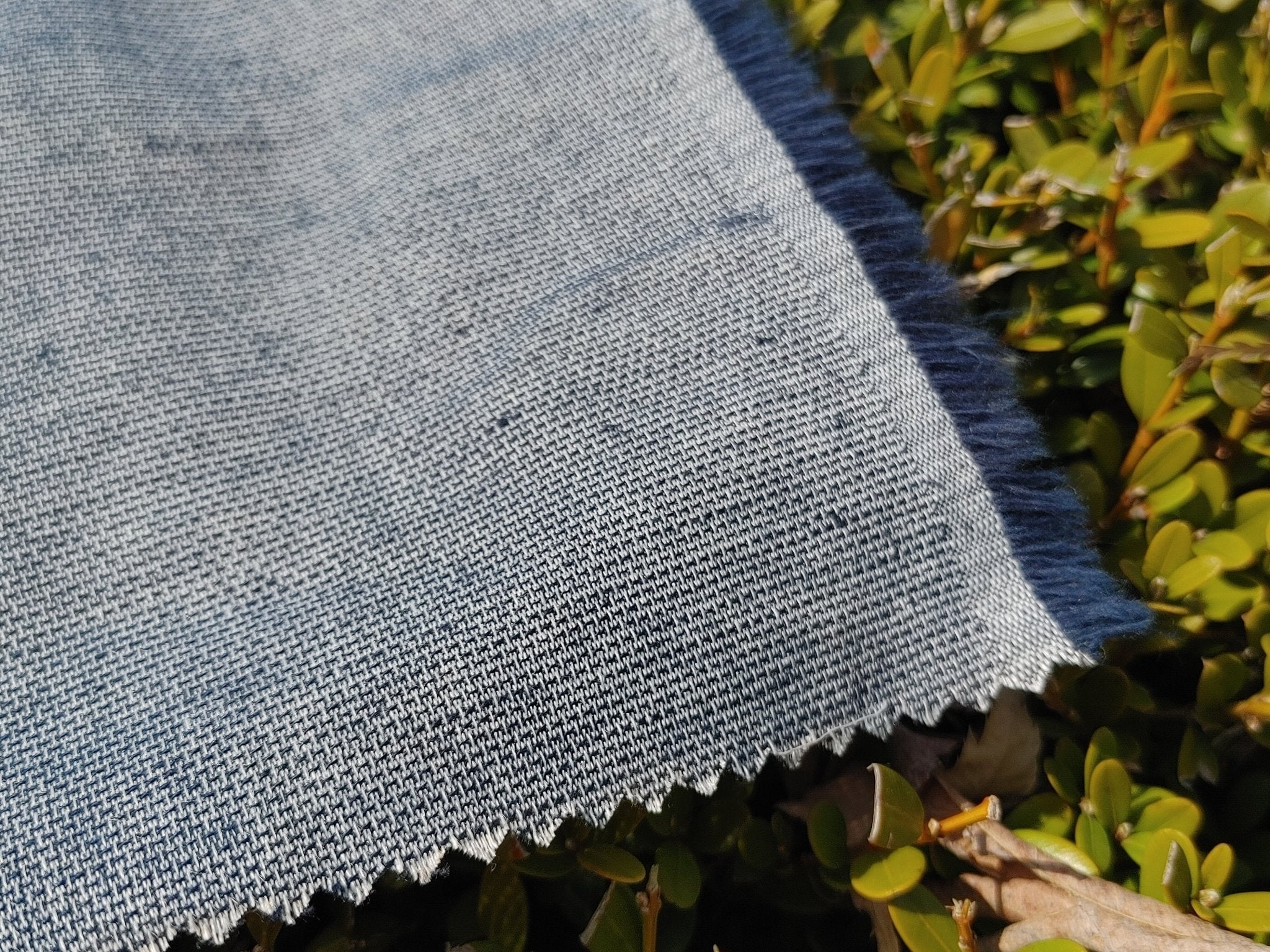 Linen Cotton Polyester Fabric: Navy Chambray Dobby Weave, Light Weight 6299 - The Linen Lab - Navy