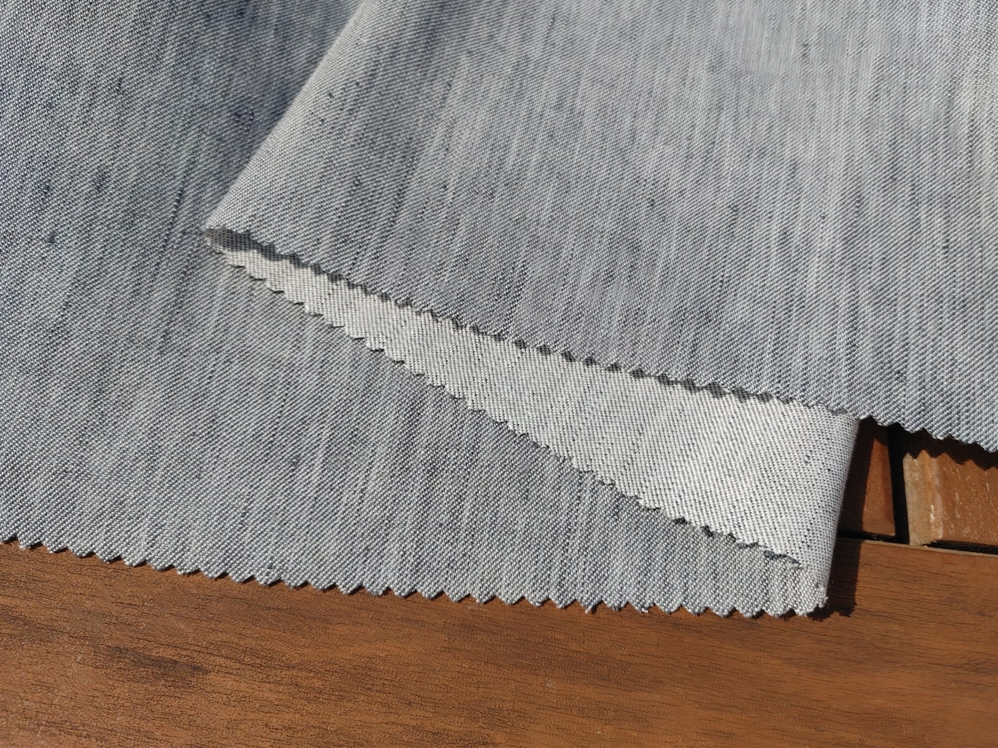 Linen Cotton Rayon Twill Fabric: Denim-Inspired Style 7321 - The Linen Lab - Navy