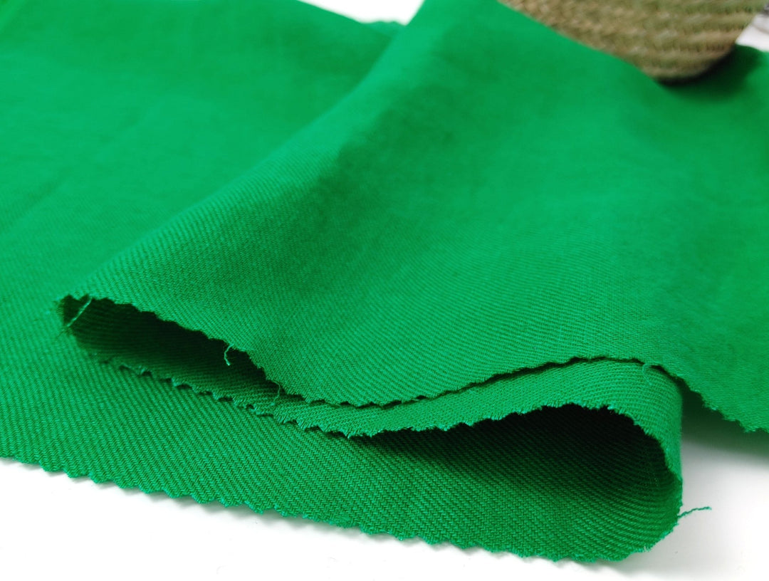 Twill Weave 100% Linen Fabric - Medium Weight in Green 7595 - The Linen Lab - Green