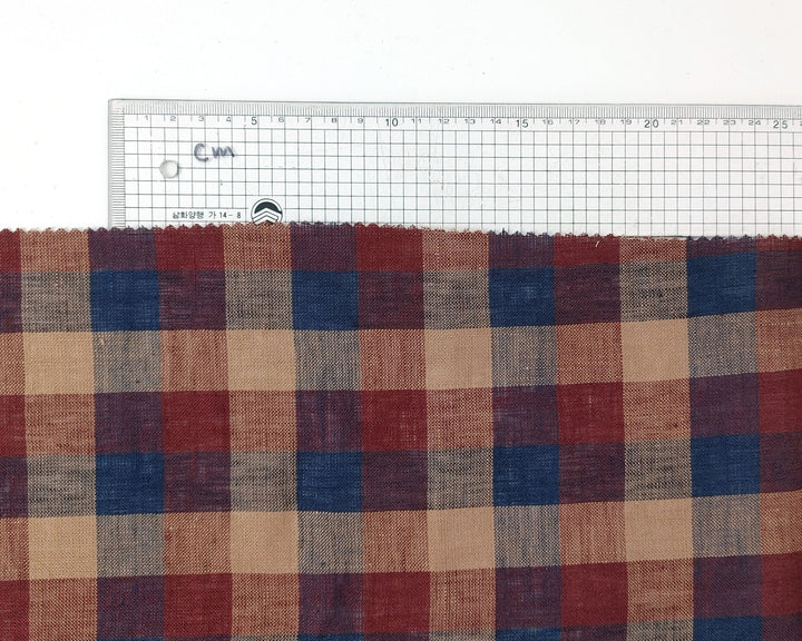 100% Linen Gingham Check in Brown – A Featherweight Classic 7852 - The Linen Lab - Brown