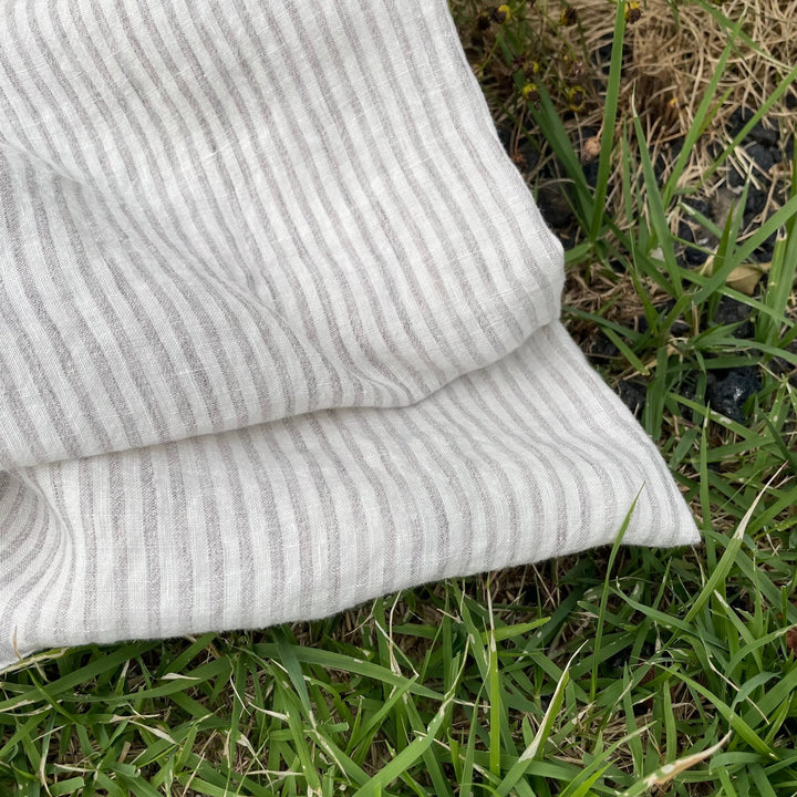 100% Linen Grey Melange Stripe Fabric 21s 60lea (6548) - The Linen Lab - Light Grey