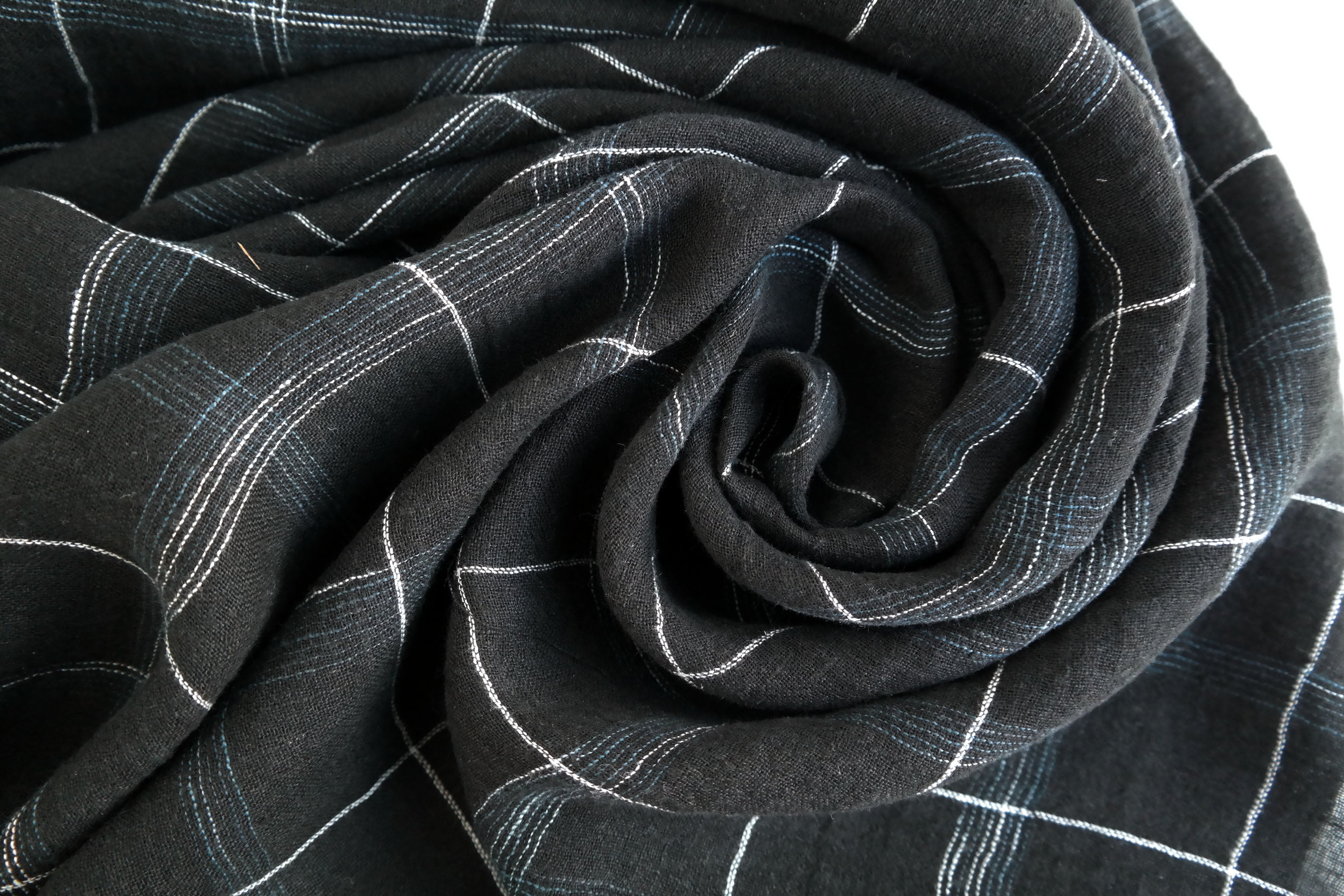High Twisted Linen Fabric with Wrinkle Effect -Spaced Dyed Windowpane Check 6645 6688 - The Linen Lab - NAVY 6688