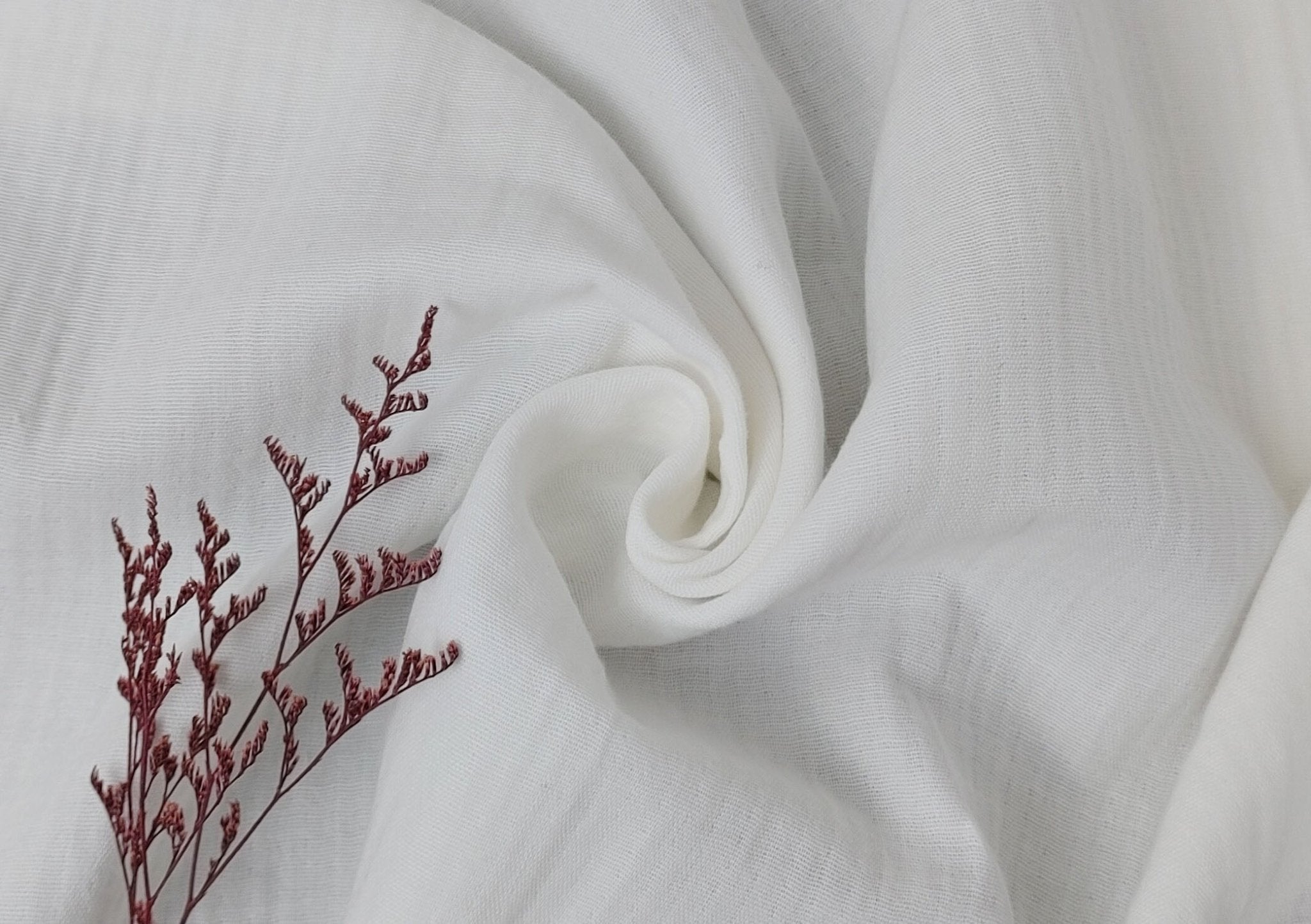 Double-Faced Herringbone Twill: 100% Cotton Fabric 7216 7215 - The Linen Lab - White