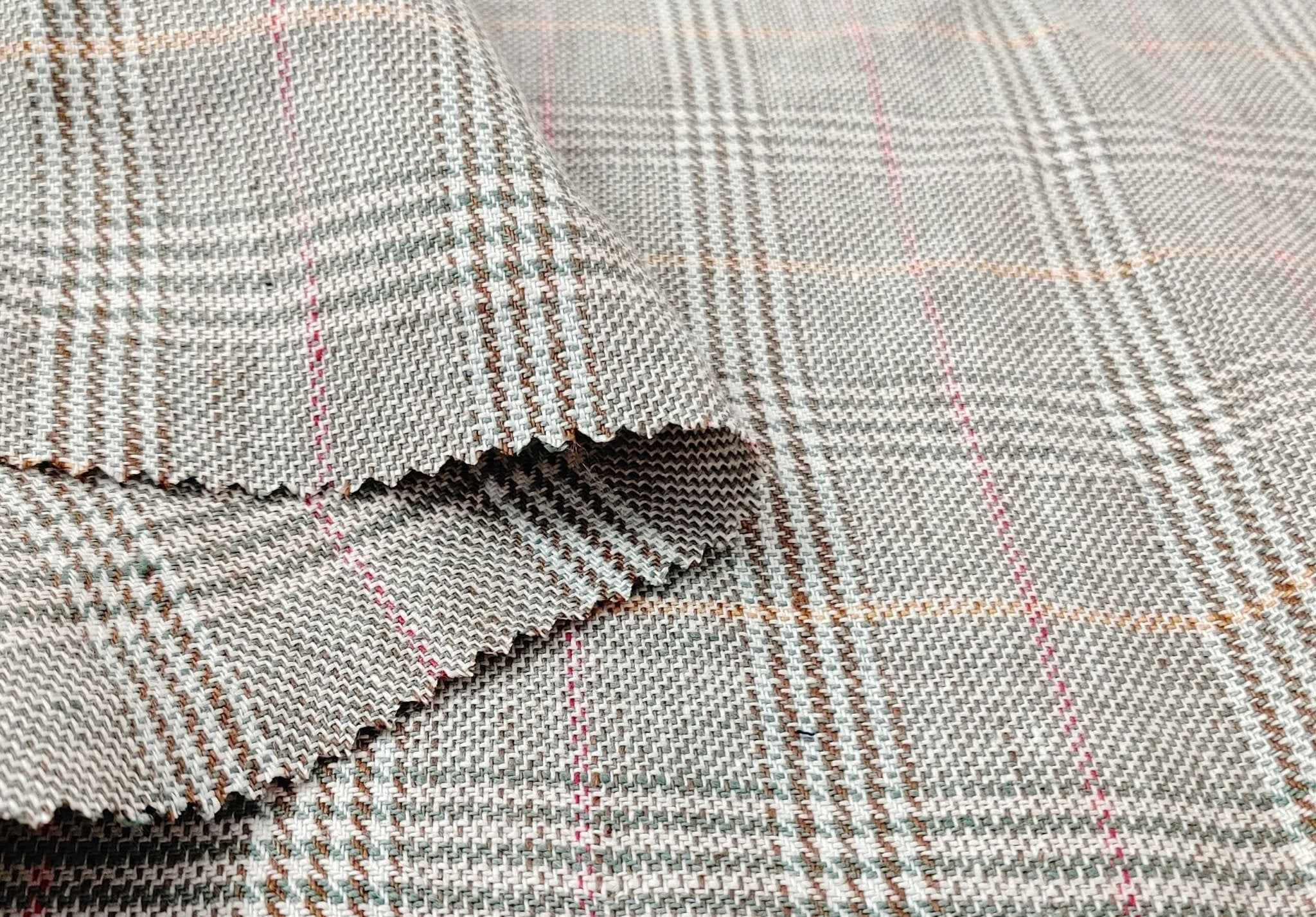 Glen Plaid Elegance: 100% Linen Twill Fabric, 9s Medium-Heavy Weight 2118 - The Linen Lab - Green