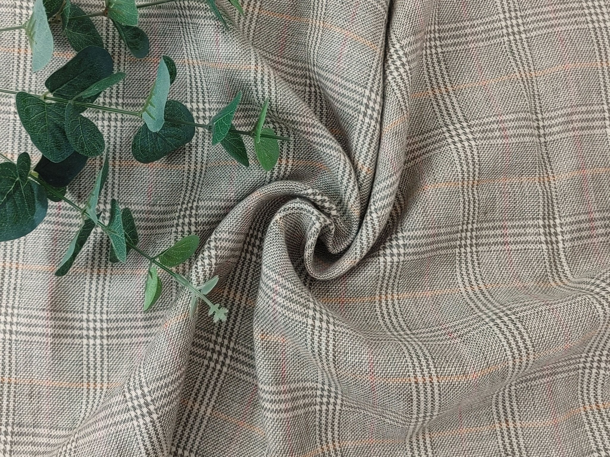 Glen Plaid Elegance: 100% Linen Twill Fabric, 9s Medium-Heavy Weight 2118 - The Linen Lab - Green