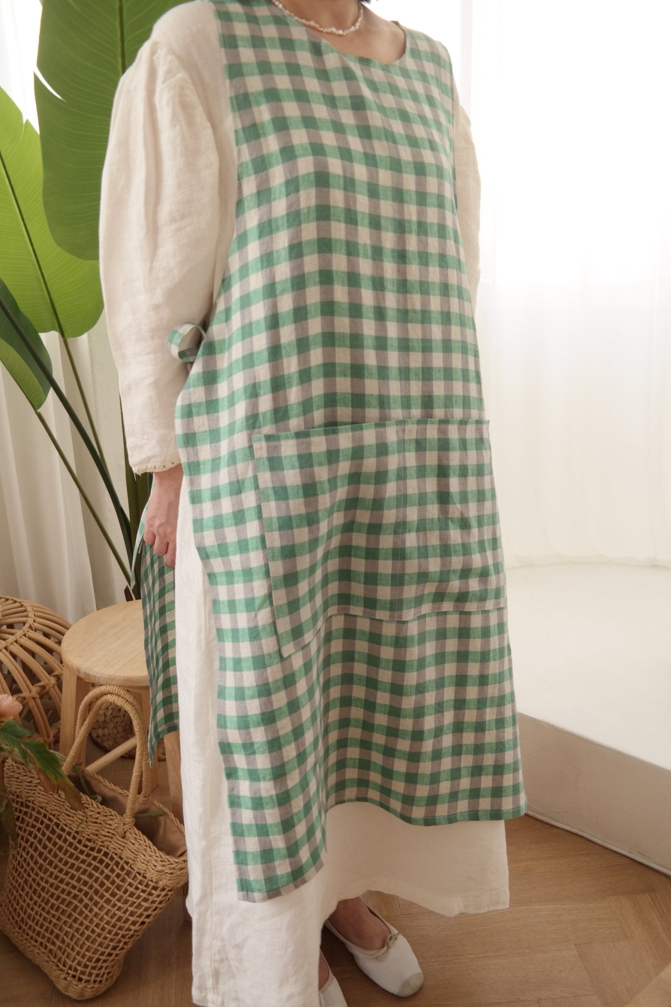 Green Check Linen Apron - The Linen Lab - Green check