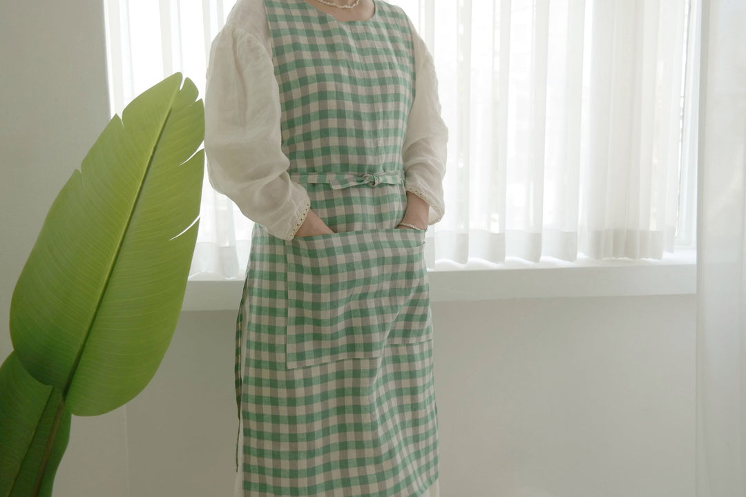 Green Check Linen Apron - The Linen Lab - Green check