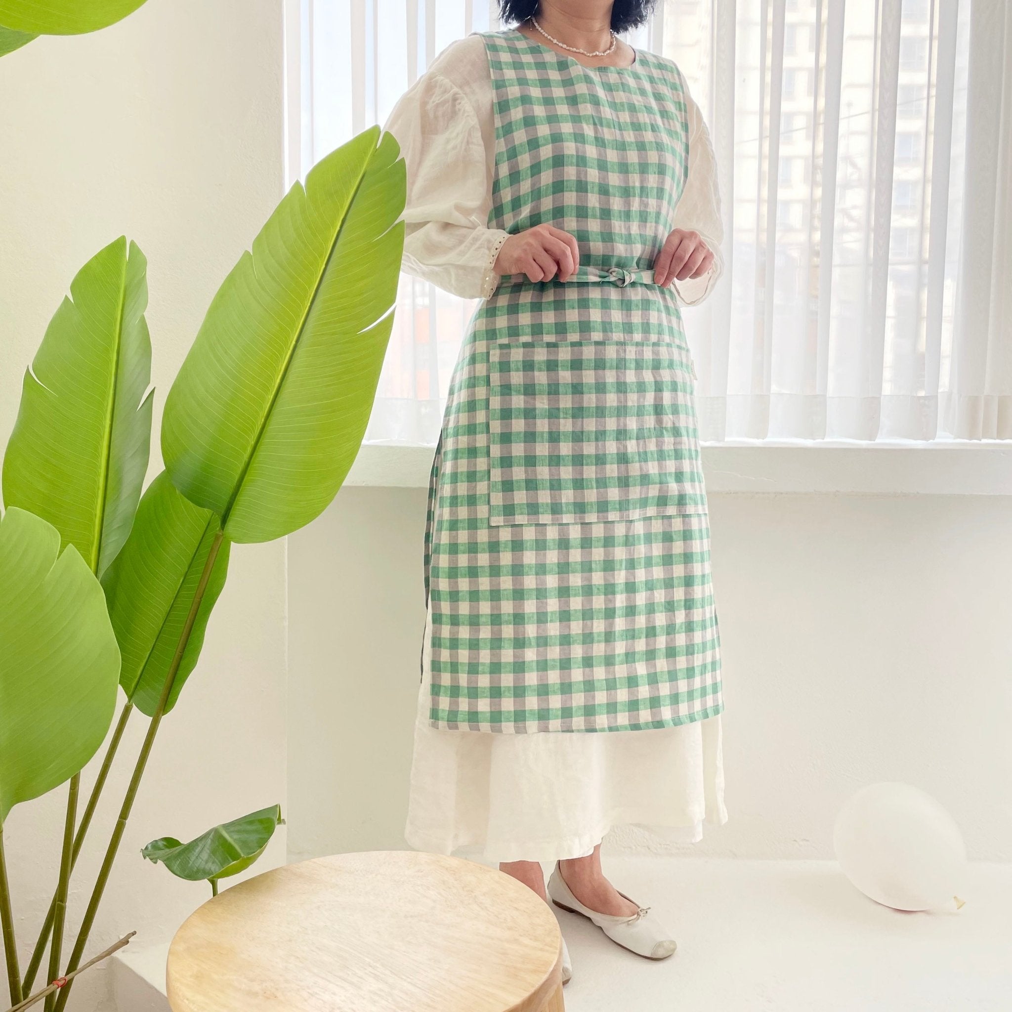 Green Check Linen Apron - The Linen Lab - Green check