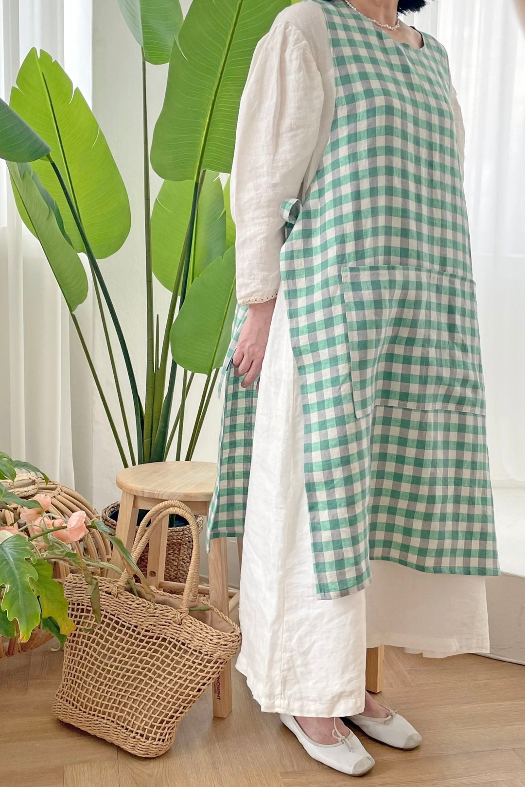 Green Check Linen Apron - The Linen Lab - Green check