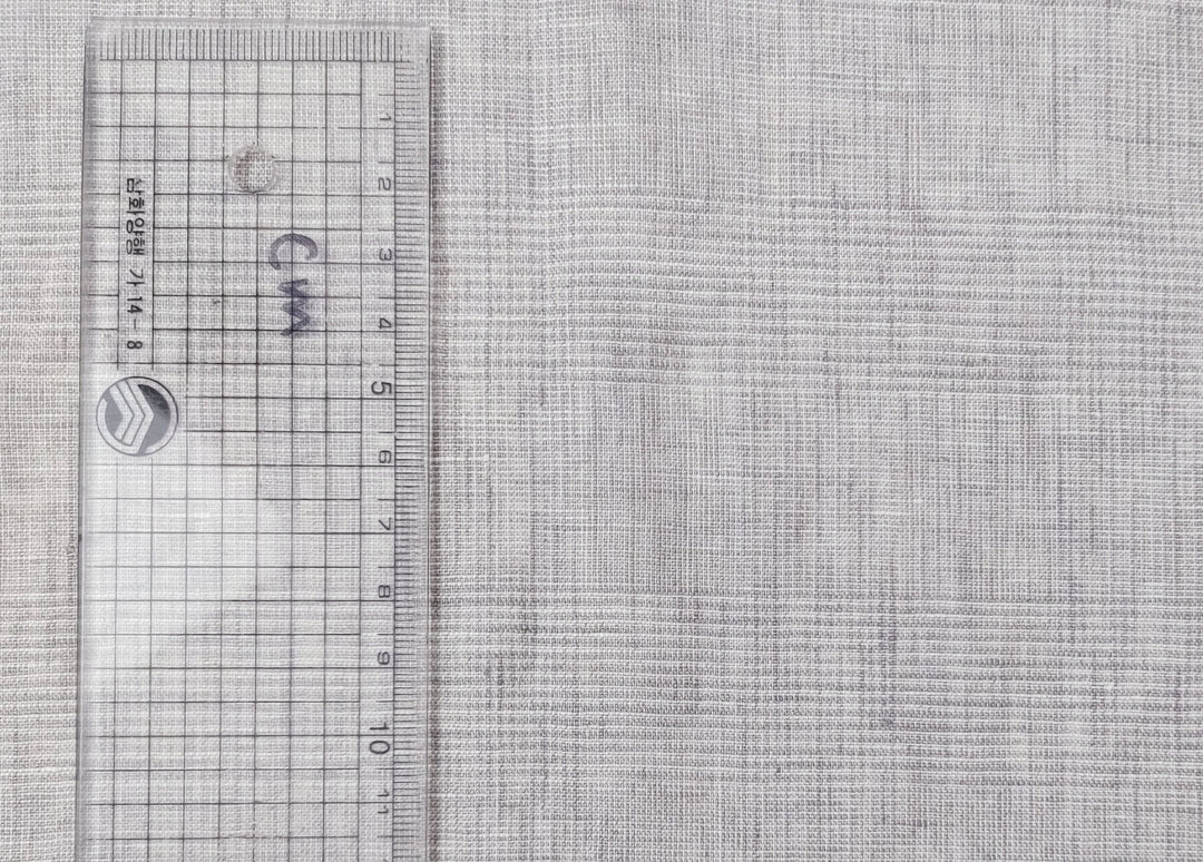 Grey Elegance: Lightweight 100% Linen Glen Plaid 6536 6508 - The Linen Lab - Gray