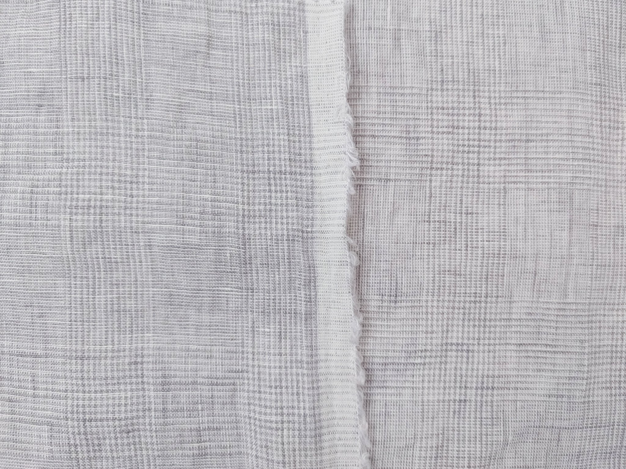 Grey Elegance: Lightweight 100% Linen Glen Plaid 6536 6508 - The Linen Lab - Gray(Light)