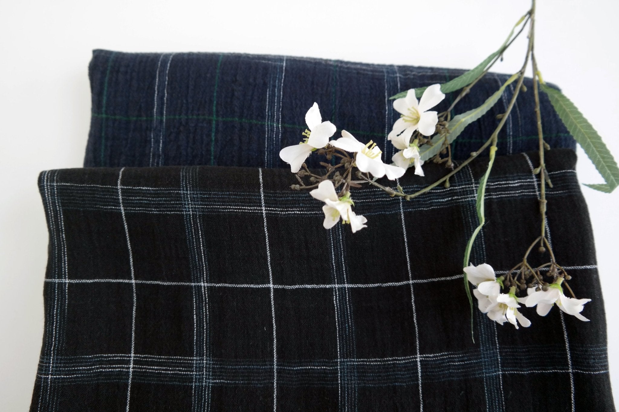 High Twisted Linen Fabric with Wrinkle Effect -Spaced Dyed Windowpane Check 6645 6688 - The Linen Lab - NAVY 6688