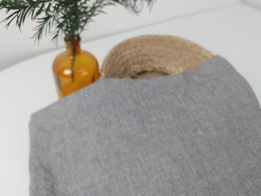 Houndstooth Starcheck 4-way Stretch Fabric with Wrinkle Effect (7731) - The Linen Lab - Brown