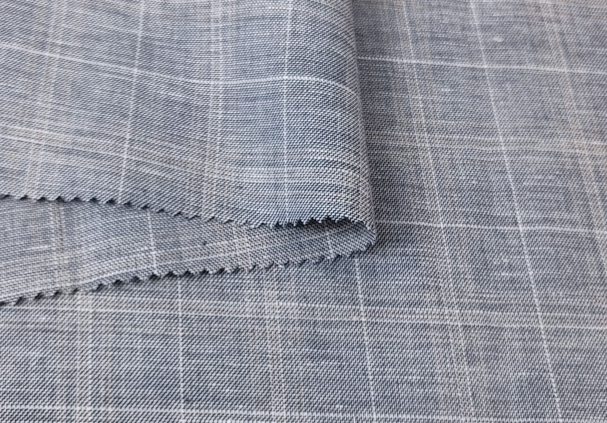 Light-Medium Weight Linen Cotton Twill Fabric with Simple Plaid Pattern 4393 - The Linen Lab - Navy