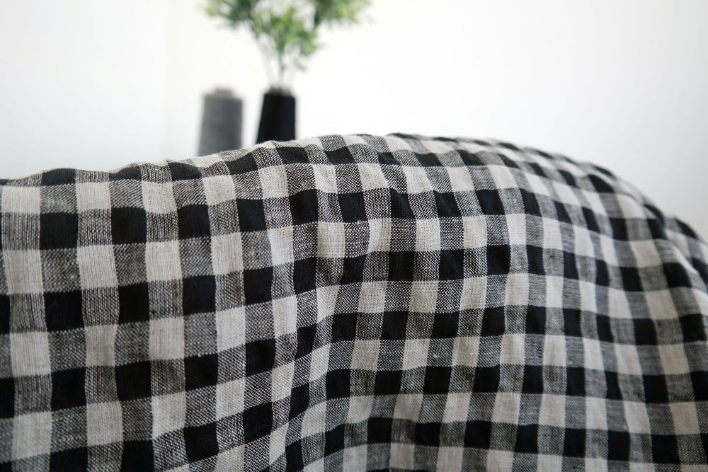 Linen Gingham Check Seersucker Stretch Fabric (6515) - The Linen Lab - Black and Natural