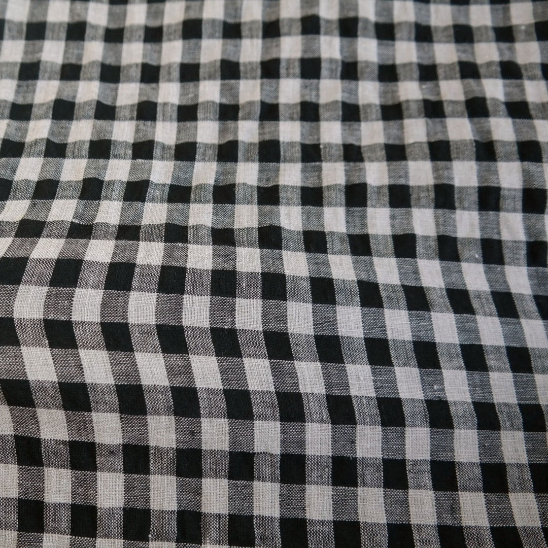 Linen Gingham Check Seersucker Stretch Fabric (6515) - The Linen Lab - Black and Natural