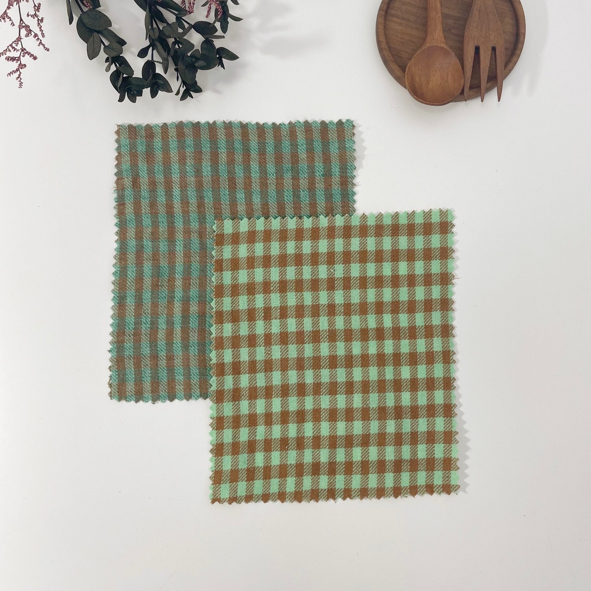 Linen Small Green Check Fabric 7568 7569 - The Linen Lab - Green 7568
