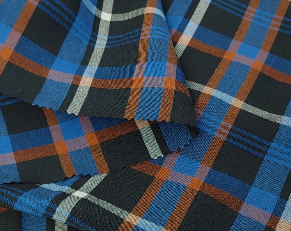 Timeless Plaid: Linen Tencel Blend Fabric with Plaid Pattern 7185 - The Linen Lab - Navy