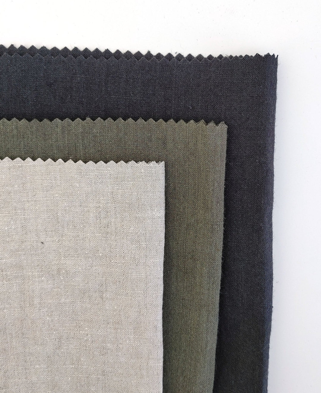 Vintage Dyed Medium Weight Linen Ramie Cotton Fabric with Plain Weave 7820 7771 7770 - The Linen Lab - Green